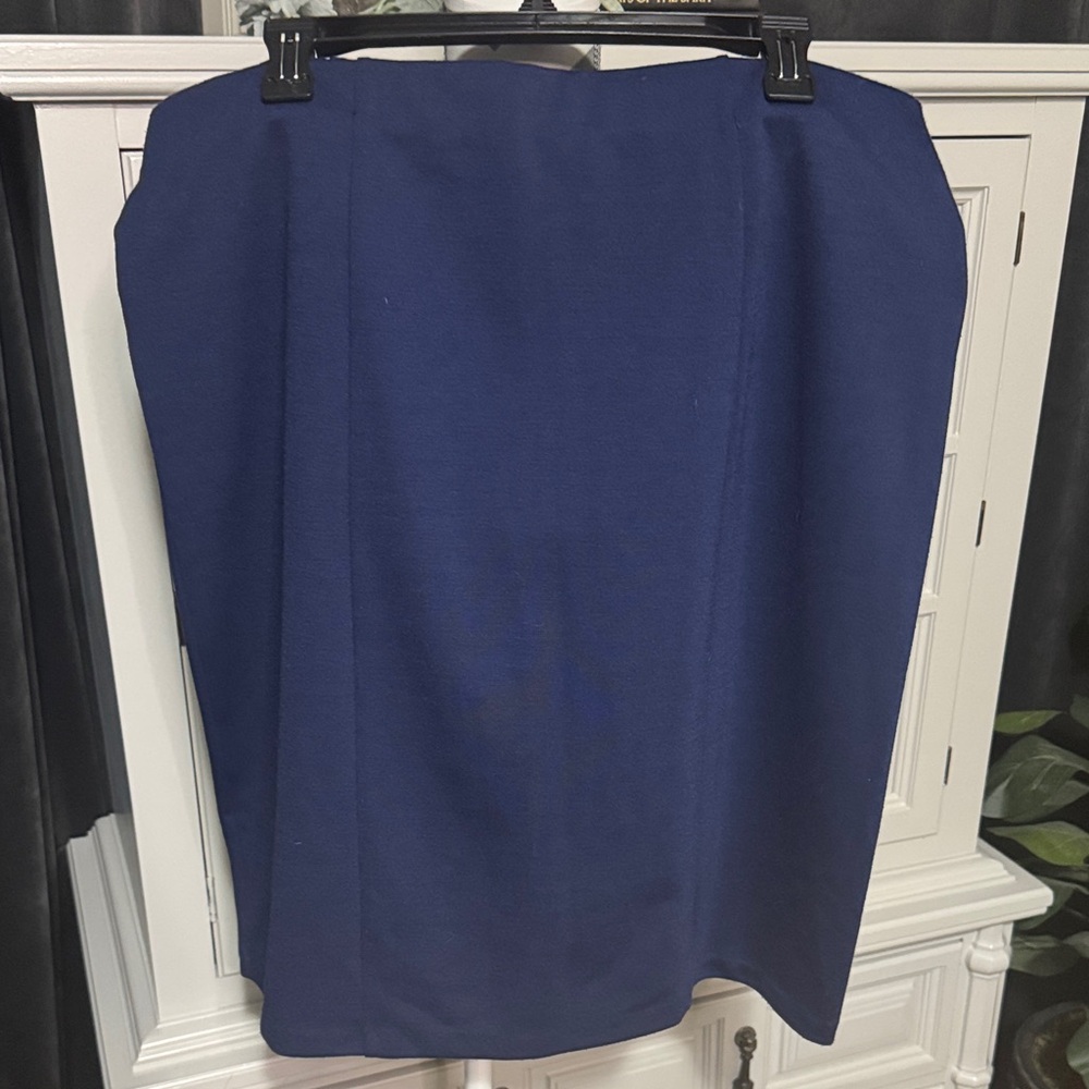 Navy Blue Skirt with Gold Accents by George Size 1X/ 16W - Picture 6 of 9
